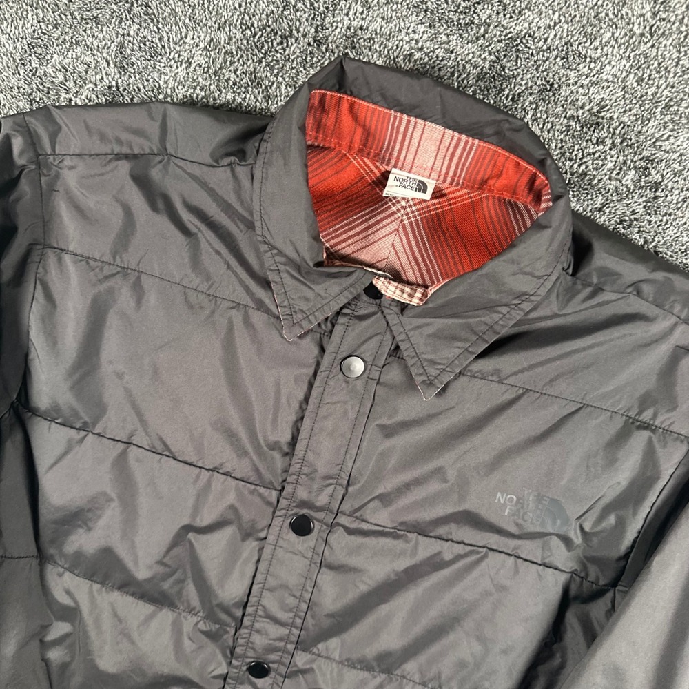 The North Face Jacket Mens S Reversible Quilted Plaid Flannel Black Red Puffer